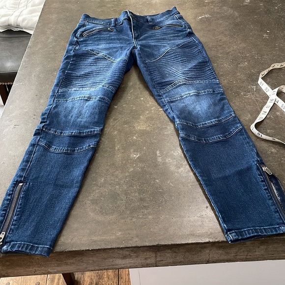 Gap true skinny jeans with zipper at ankles size 27 - Picture 1 of 13